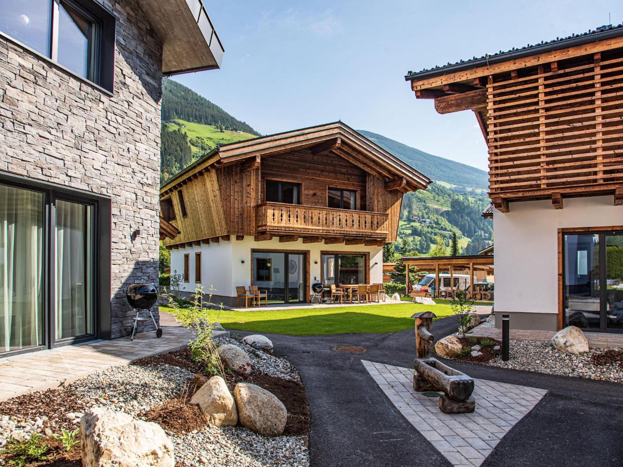 The Village Chalet Stone House Валд им Пинцгау Екстериор снимка