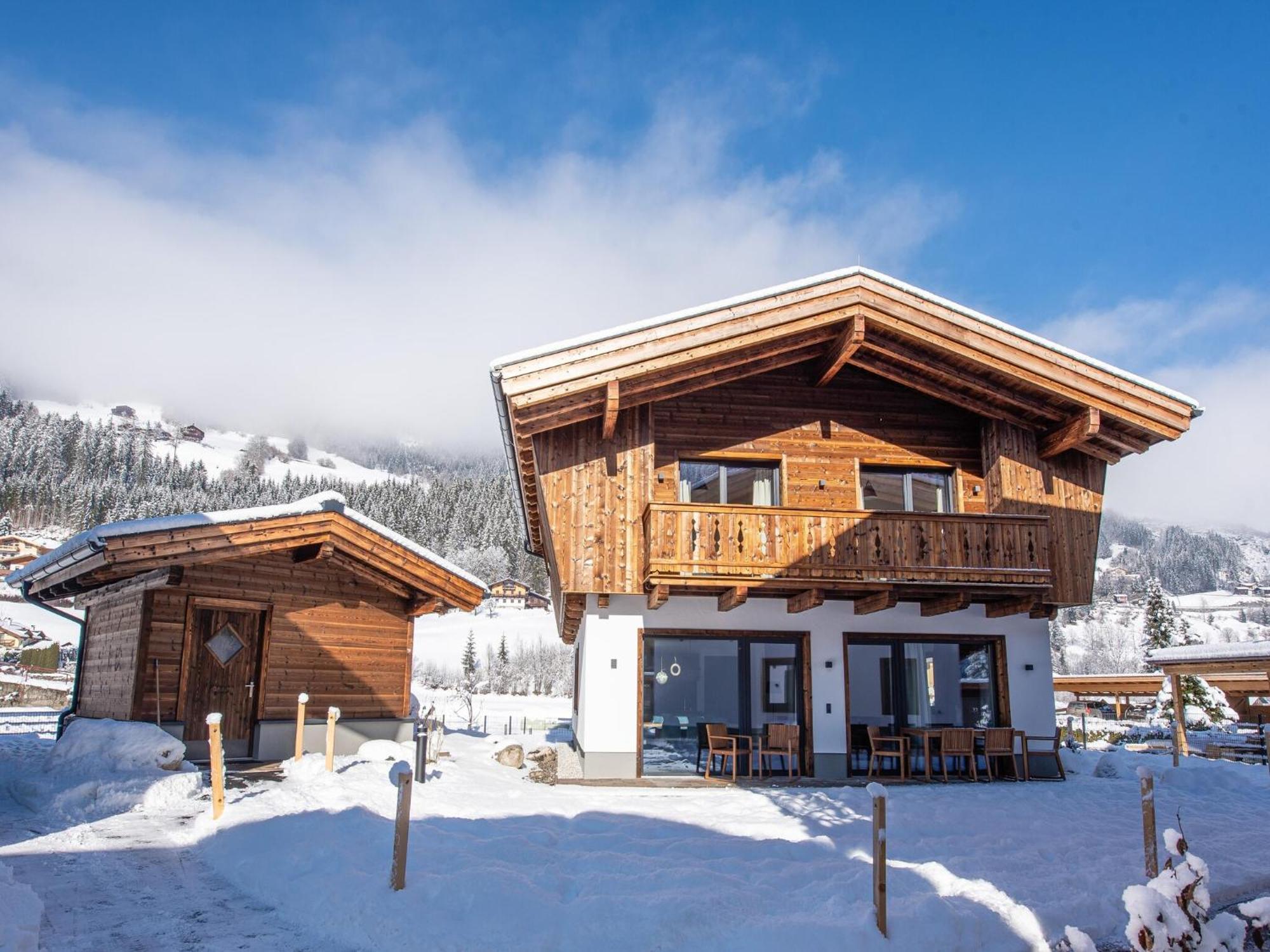 The Village Chalet Stone House Валд им Пинцгау Екстериор снимка